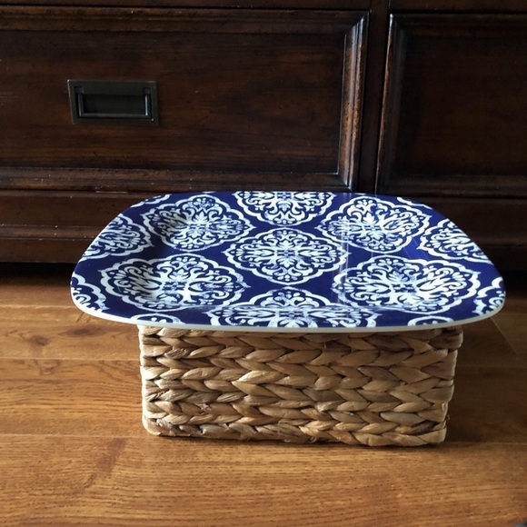 Better Homes & Gardens navy blue & white Melamine Graphic Floral Square Platter - Picture 3 of 5